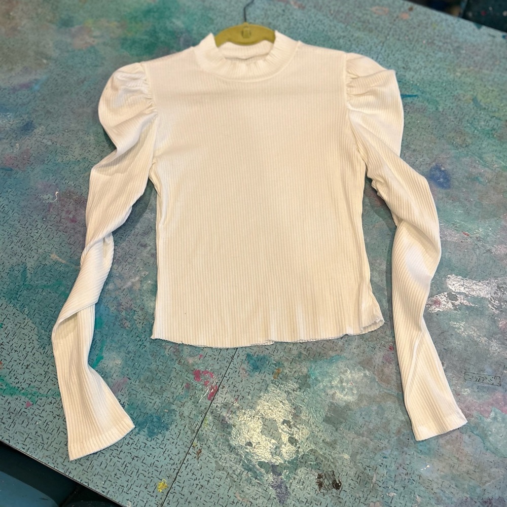 White Puff Shoulder Top